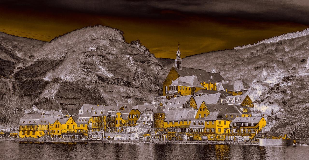 1. 媒体村具体位置