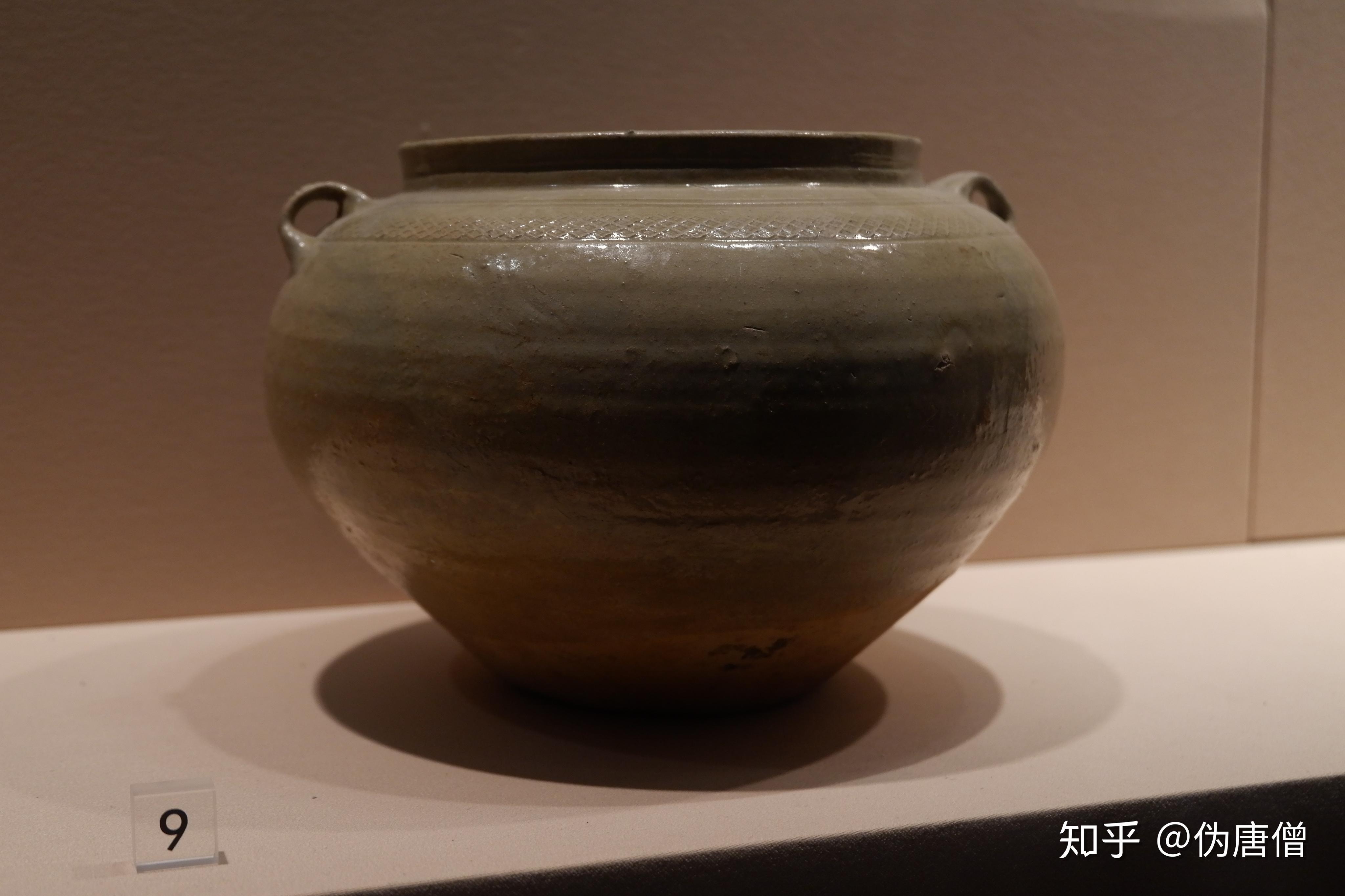 博物馆里的瓷器史3三国吴越窑青瓷羊尊南京市博物馆藏