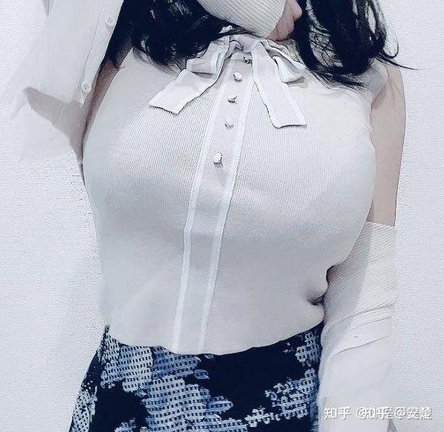 为什么有些人对胸大的女孩子充满恶意