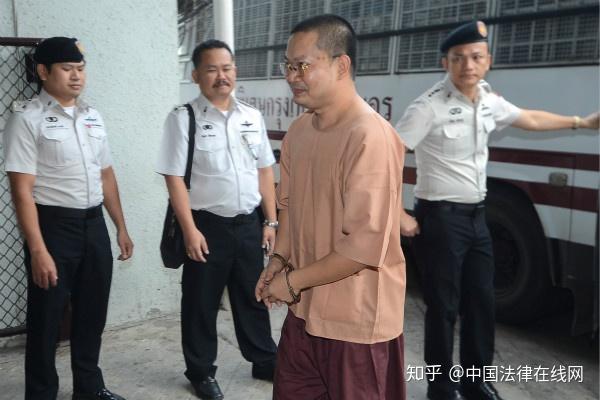 和尚炫富被抓将要面临114年的刑罚