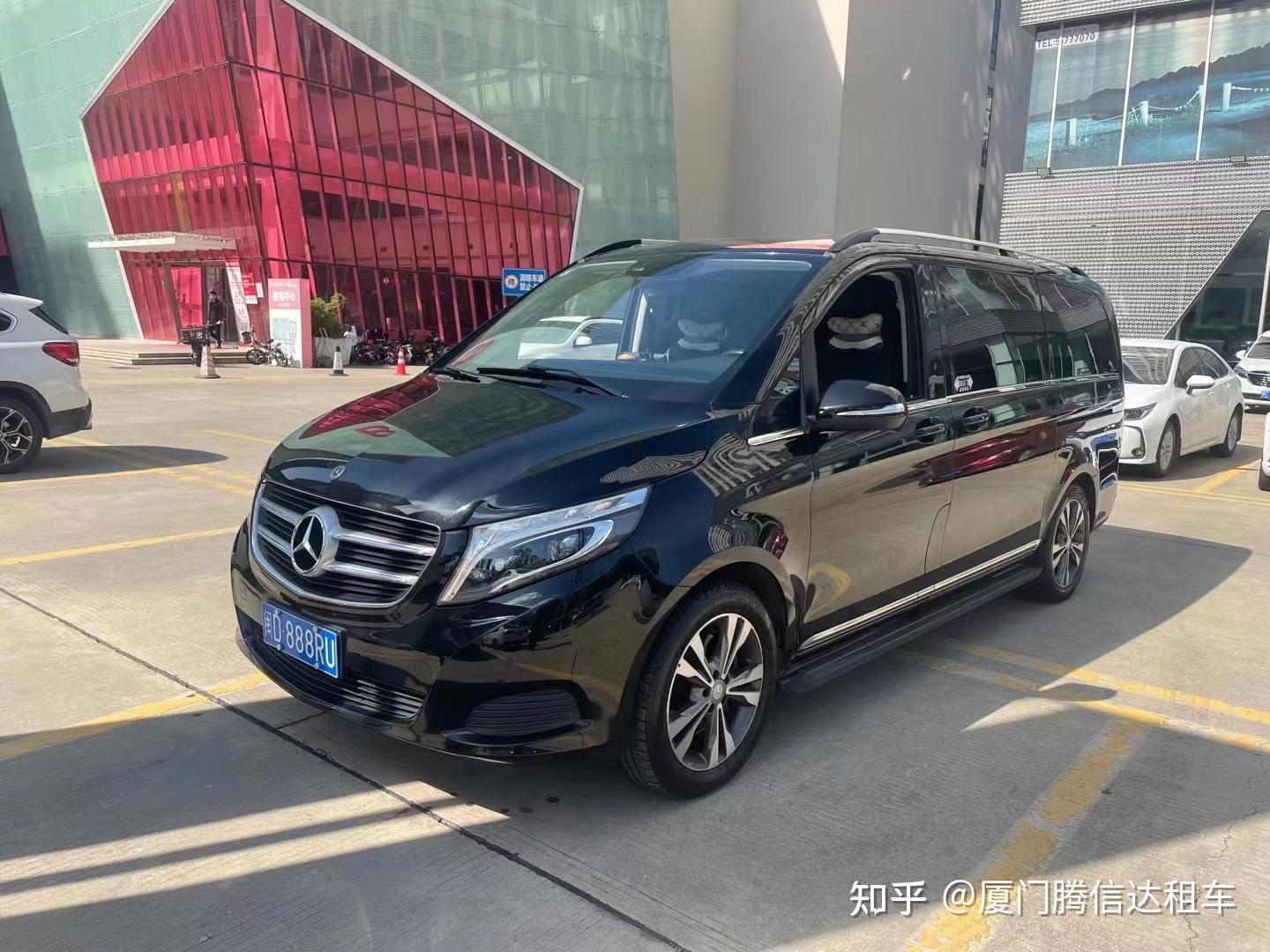 厦门性价比高的租车公司:本地老牌 vs 全国连锁,哪家最划算?