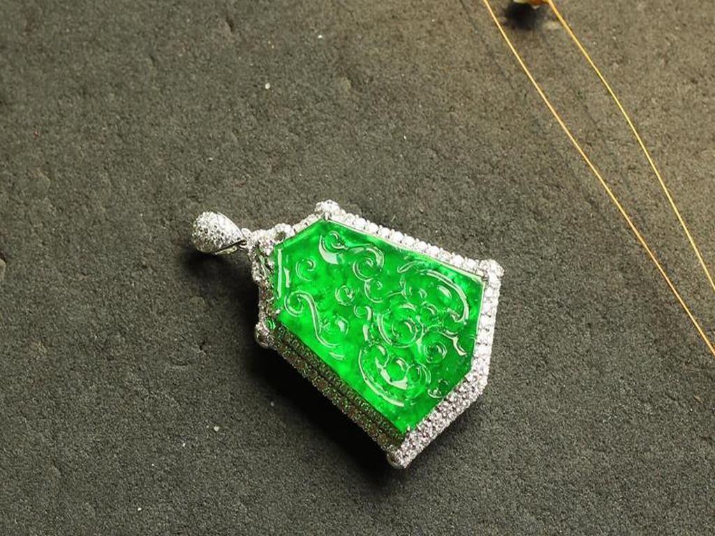 翡翠帝王绿指的是什么帝王玉等级的玉石需要达到什么条件