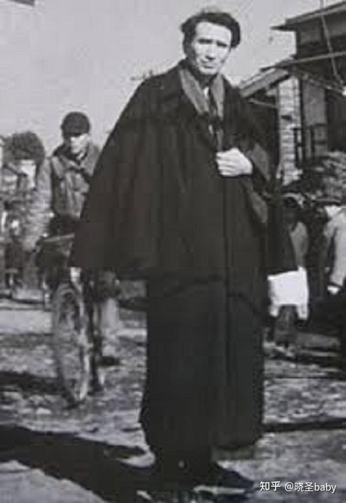 太宰治 | ToMuCo - Tokyo Museum Collection【太宰治 写真】