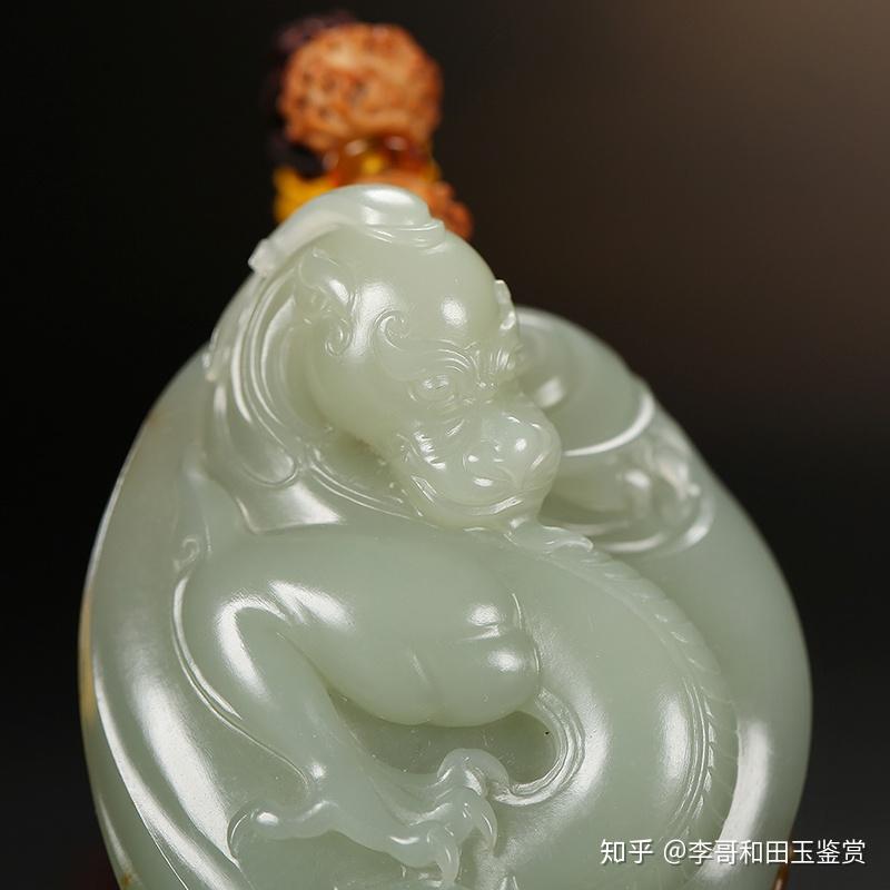 白玉 和田青白玉 独角瑞兽 清代 白玉 和田青白玉 独角瑞兽 清代 高古玉战汉玉器