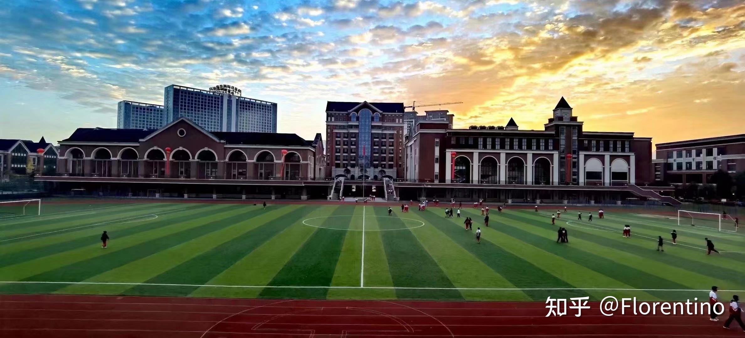 贵阳乐湾国际学校复读班好不好老师严格要求学生吗