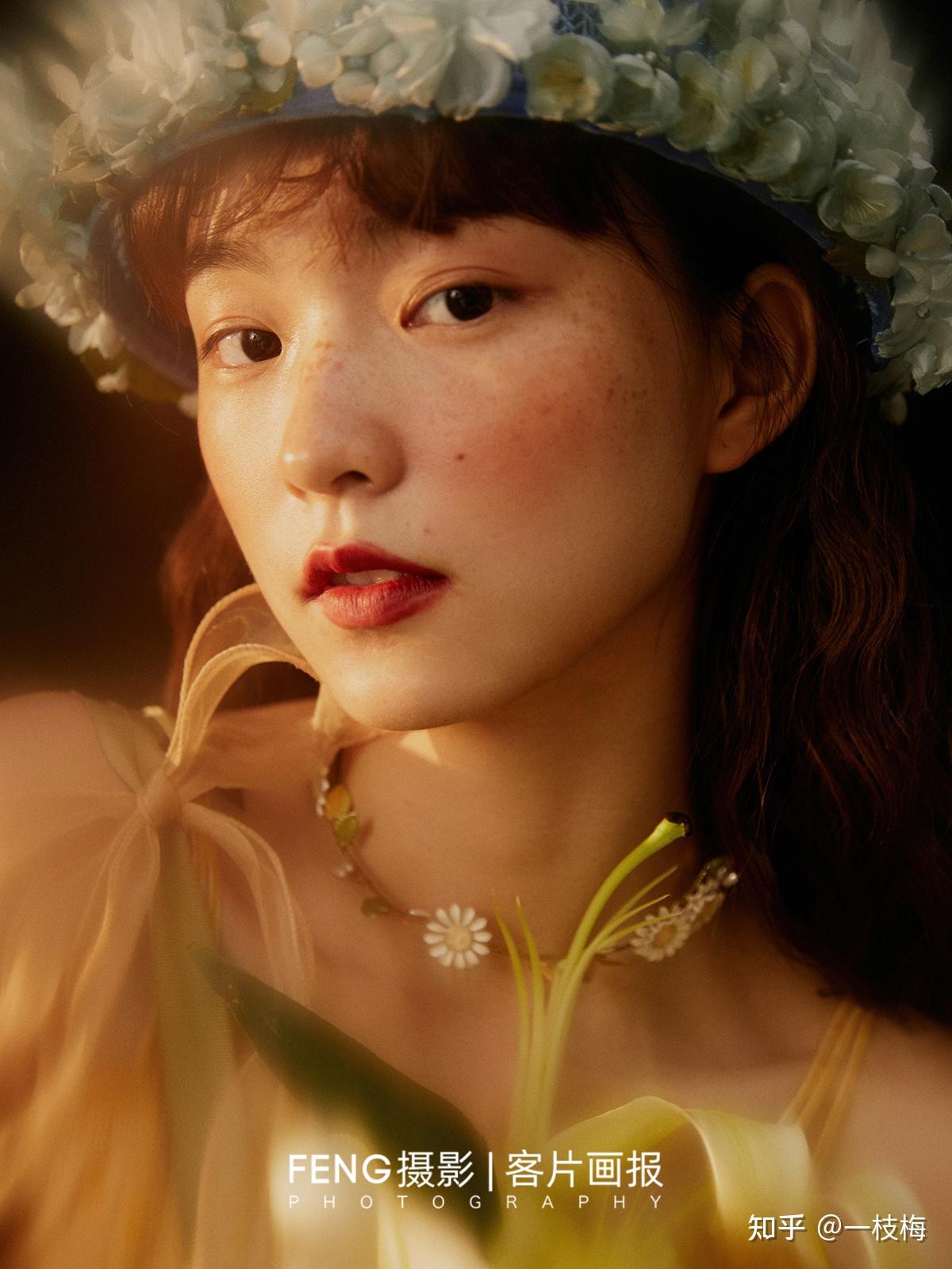 暖色复古油画风雀斑少女写真北京写真