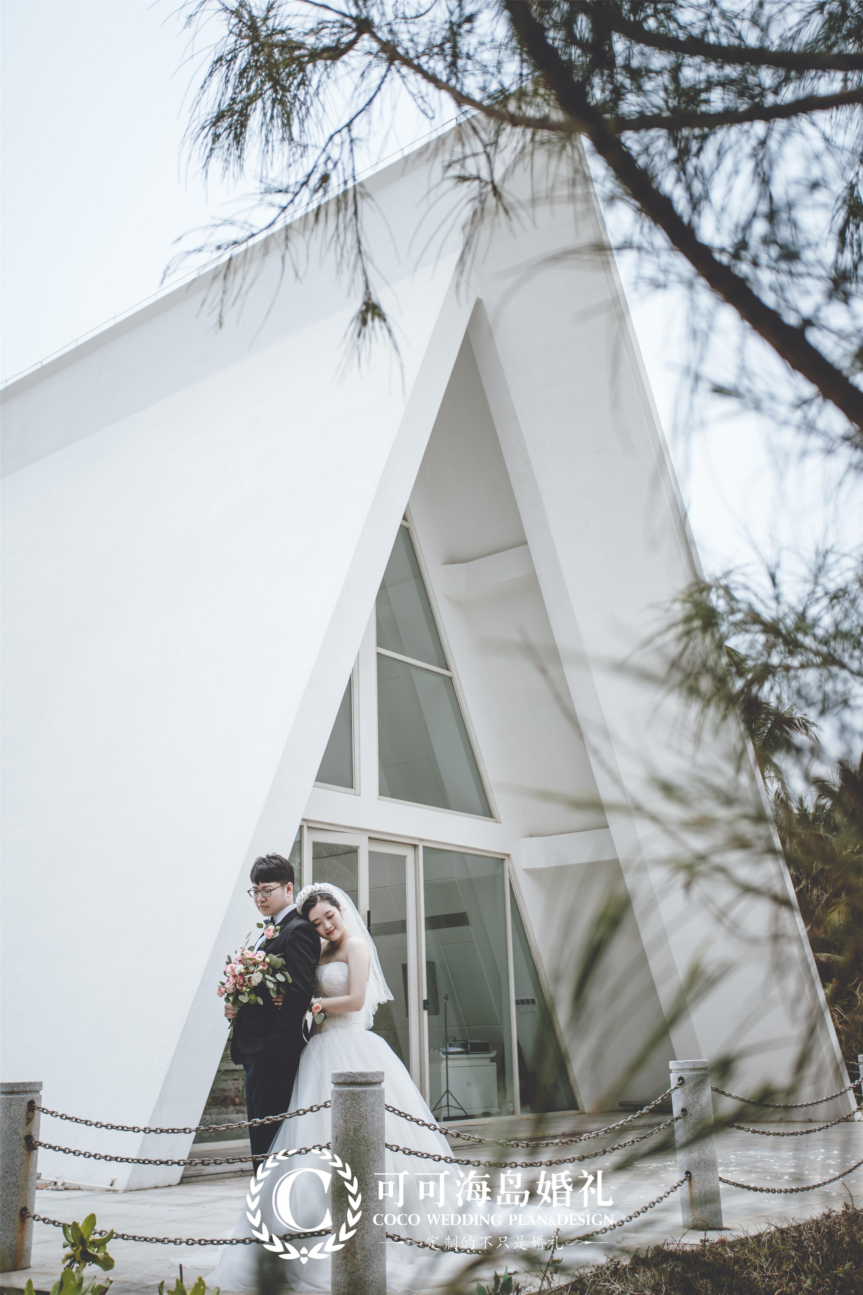 是海南唯一的白色系婚礼教堂美丽的海南陵水香水湾三亚香水湾君澜教堂