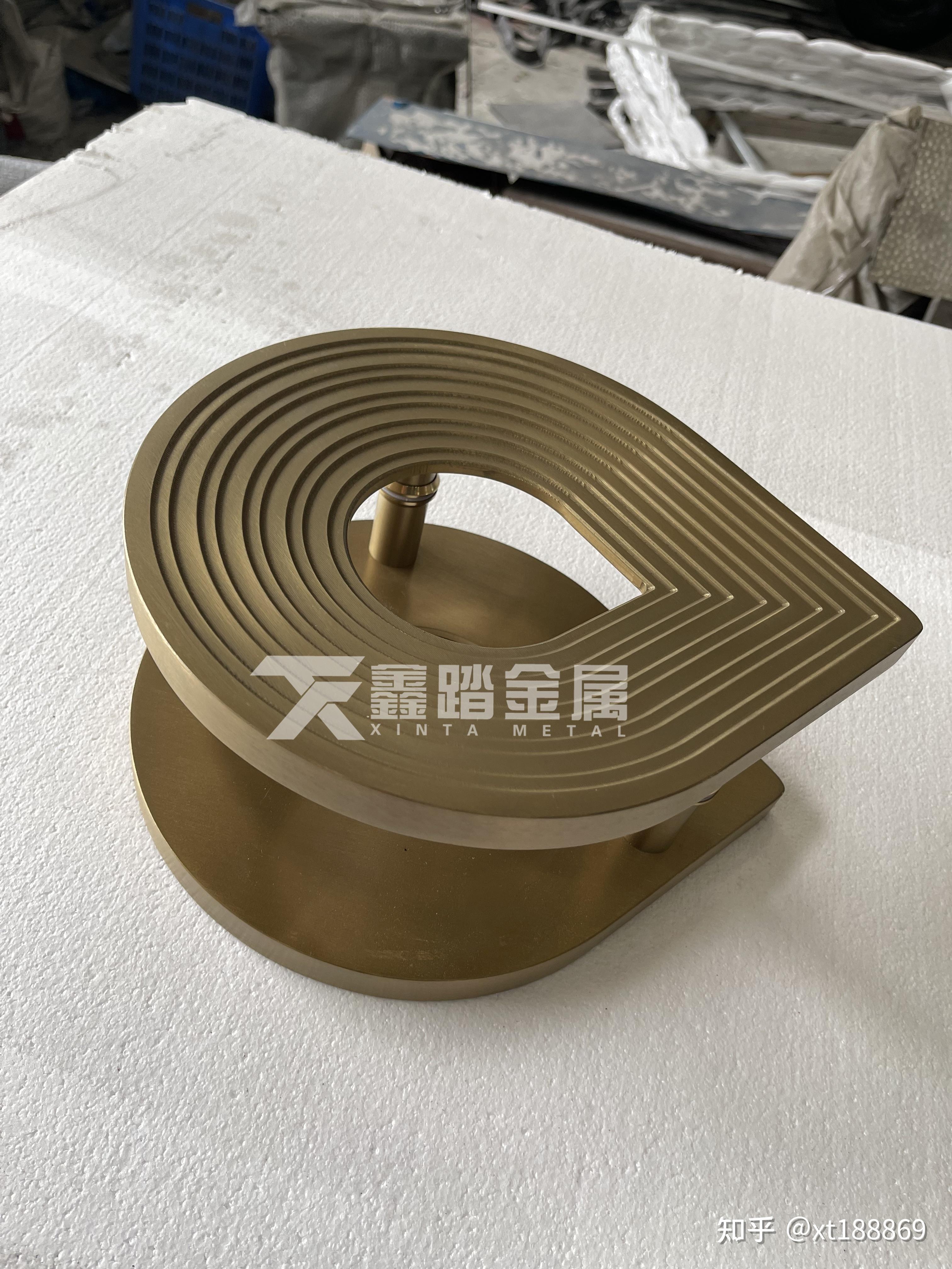 铝板雕刻水滴造型拉手 酒店推拉门金属艺术造型拉手款式图片 - 知乎
