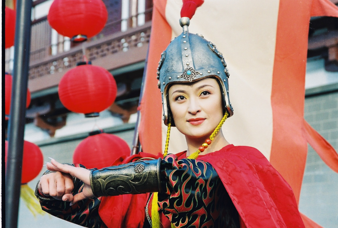 新影资讯 3人赞同了该文章 王璐瑶 (原名王路遥),中国内地著名女演员