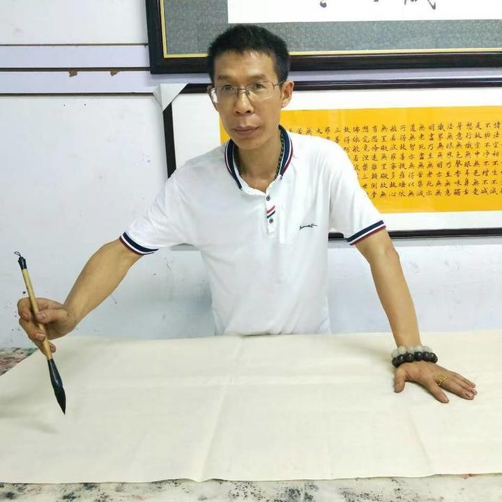 莫云龙书法简介 | 拍卖资讯 | 文章中心 | 艺术品拍卖网