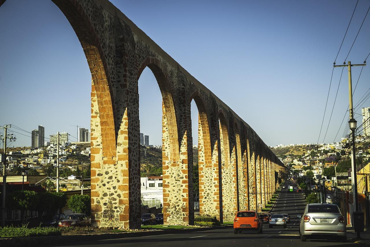 责廉并行：全面从严治党实践