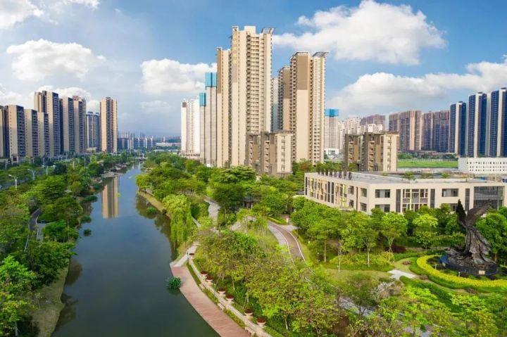 佛山三水招商樾园地铁4号线500米三房四房央企大盘省级名校环绕国家一