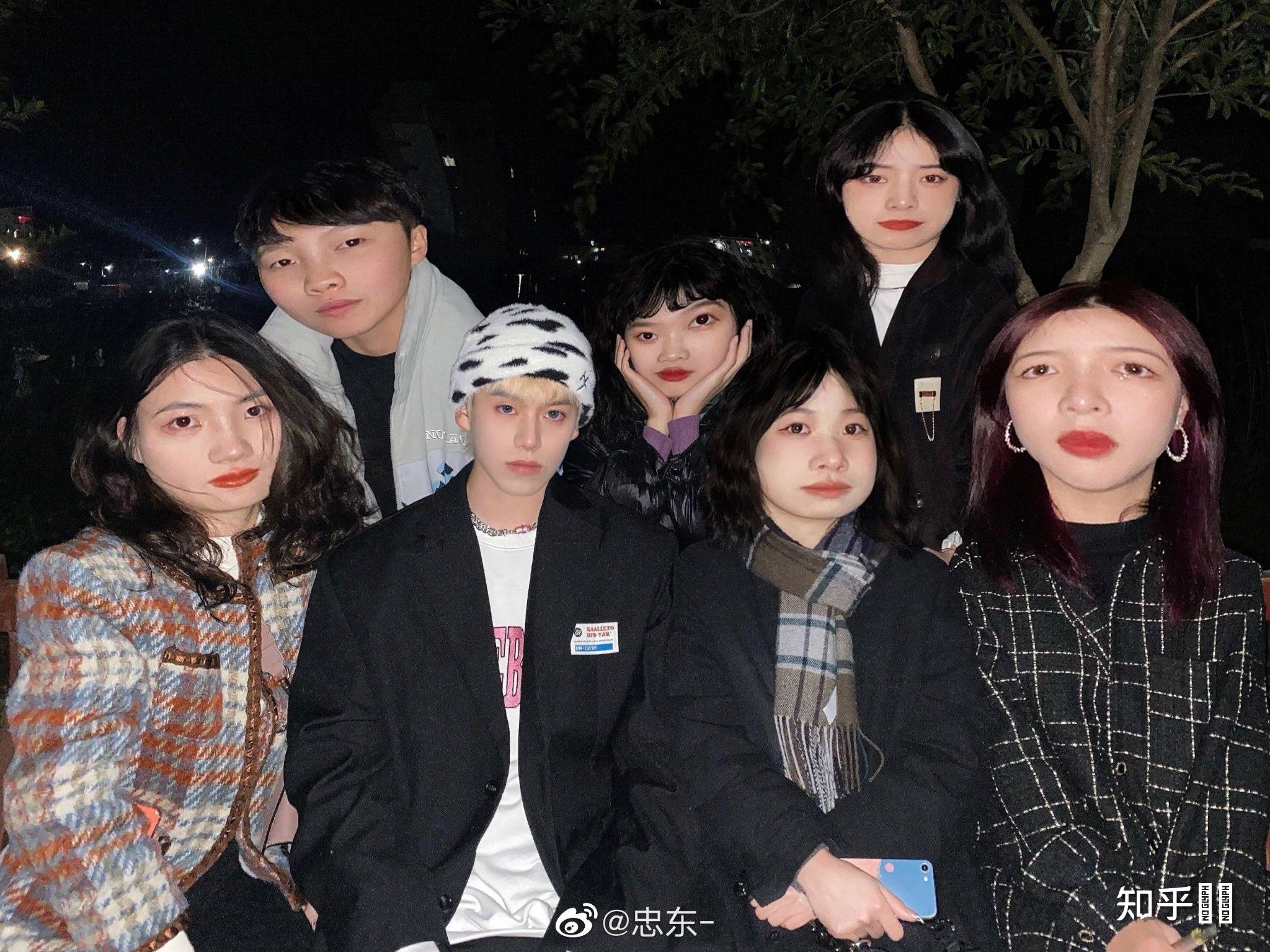 怎么看待姜峰居然是1?这就是传说中的女装攻吗? - 知乎