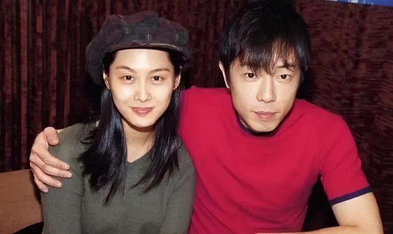 黄贯中到底有多爱朱茵