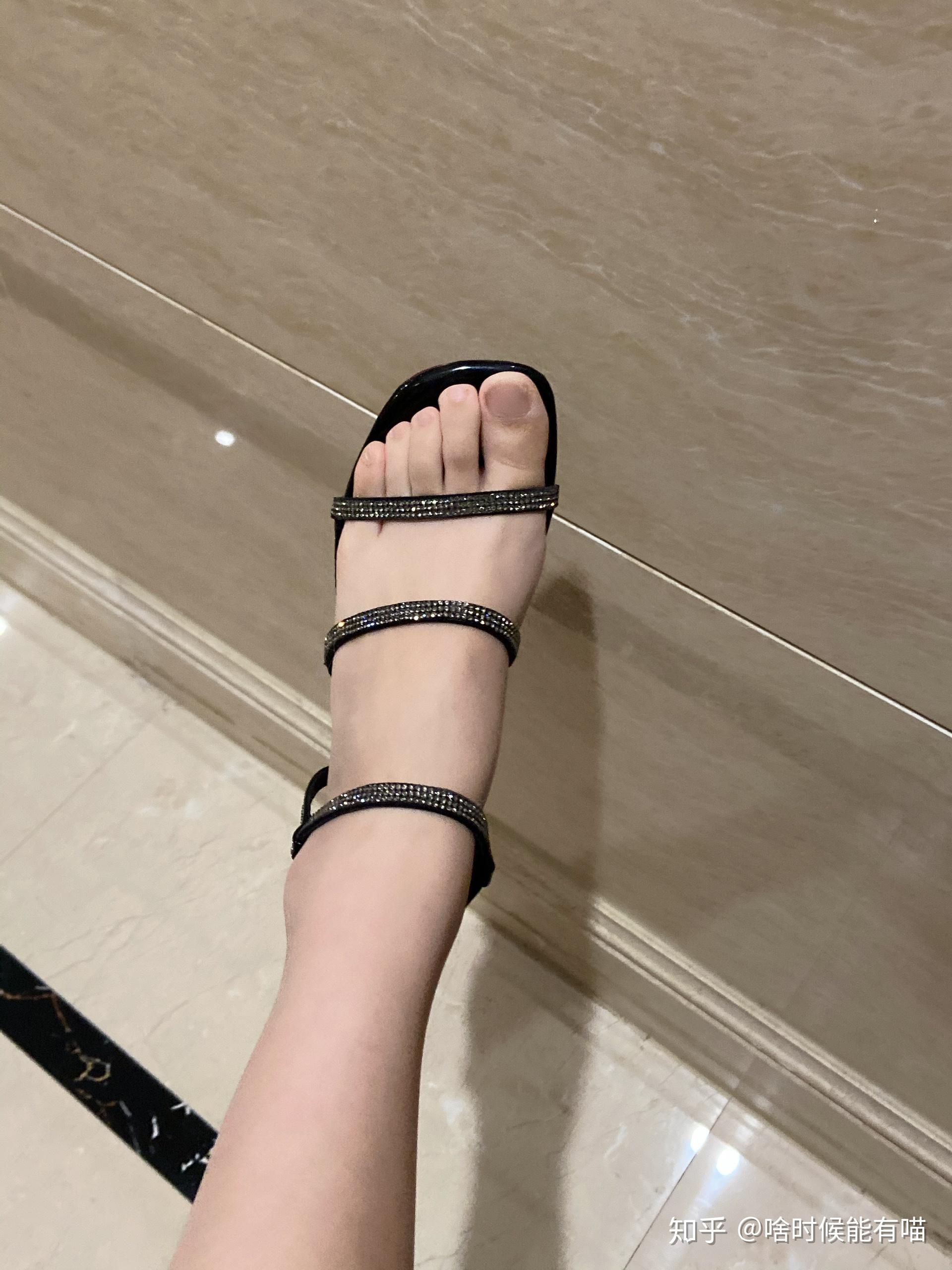 手好看的女生脚也好看吗