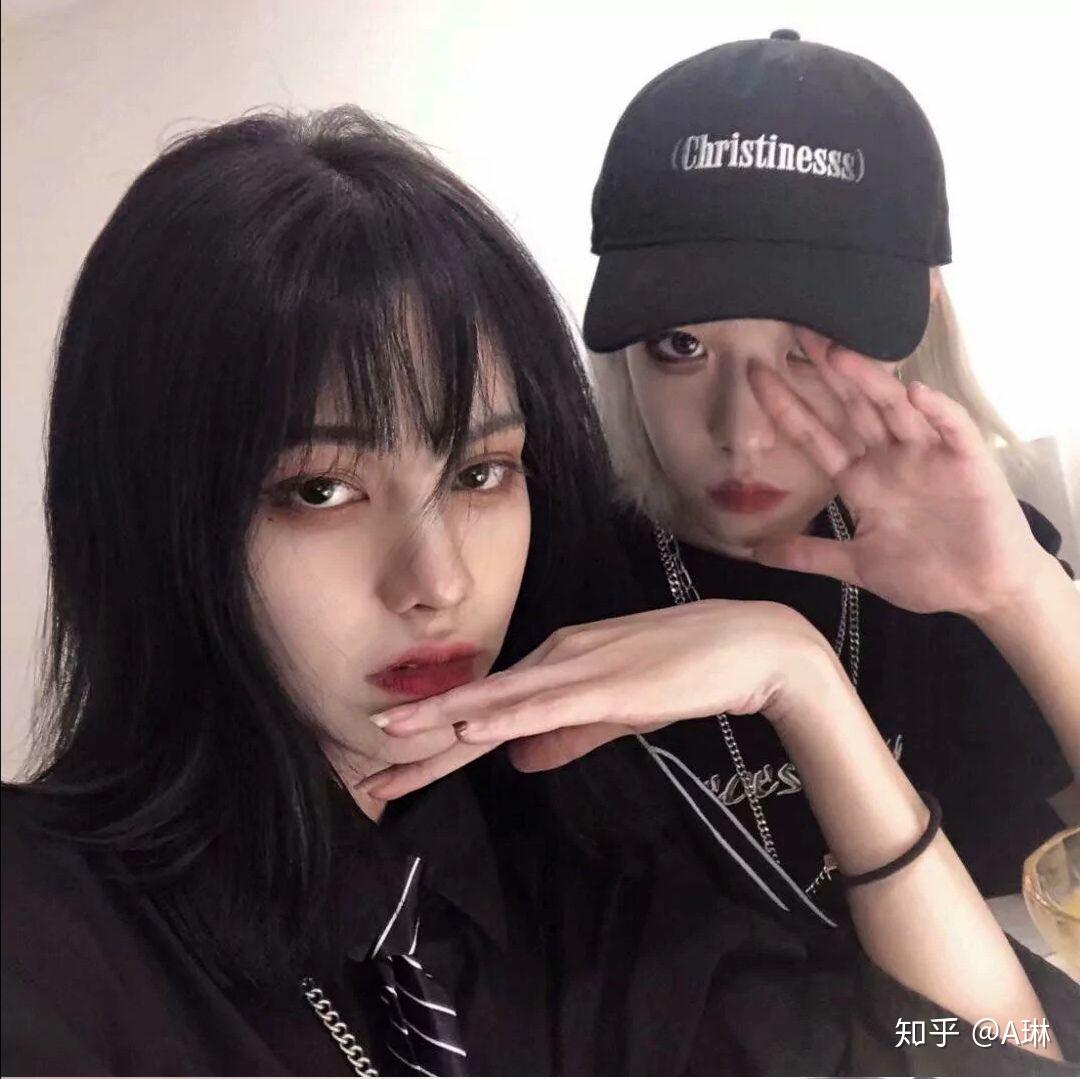 有没有比较甜的les情头就是百合头像