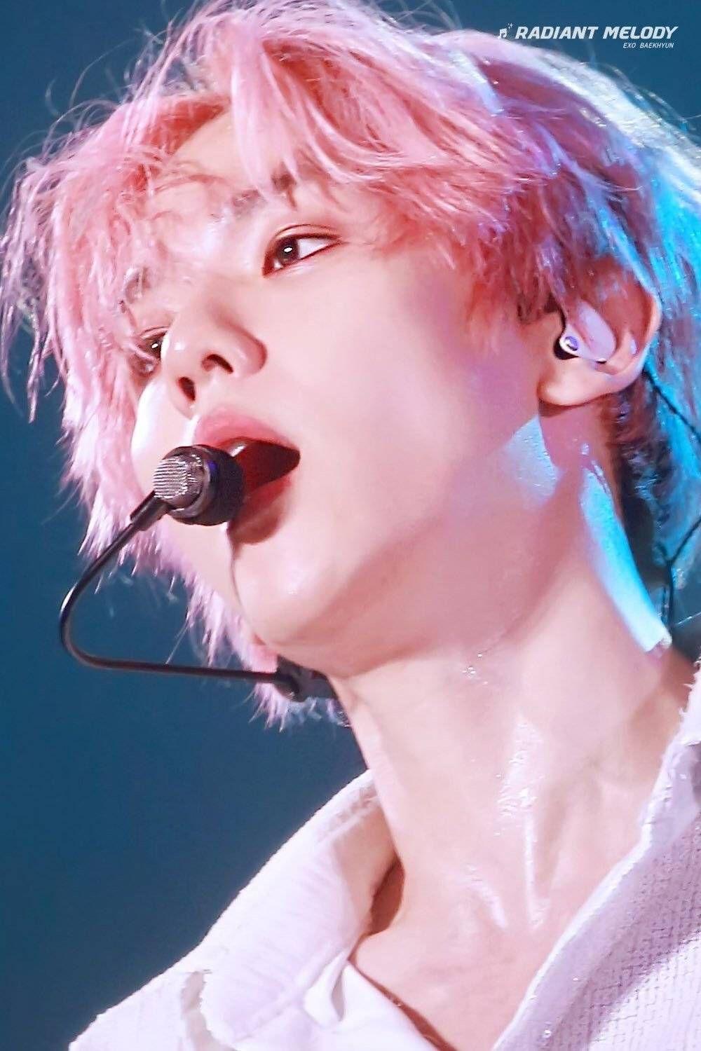 边伯贤有哪些让你惊艳的照片