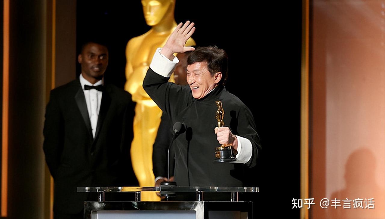 为什么润人们越努力就越在美国被歧视