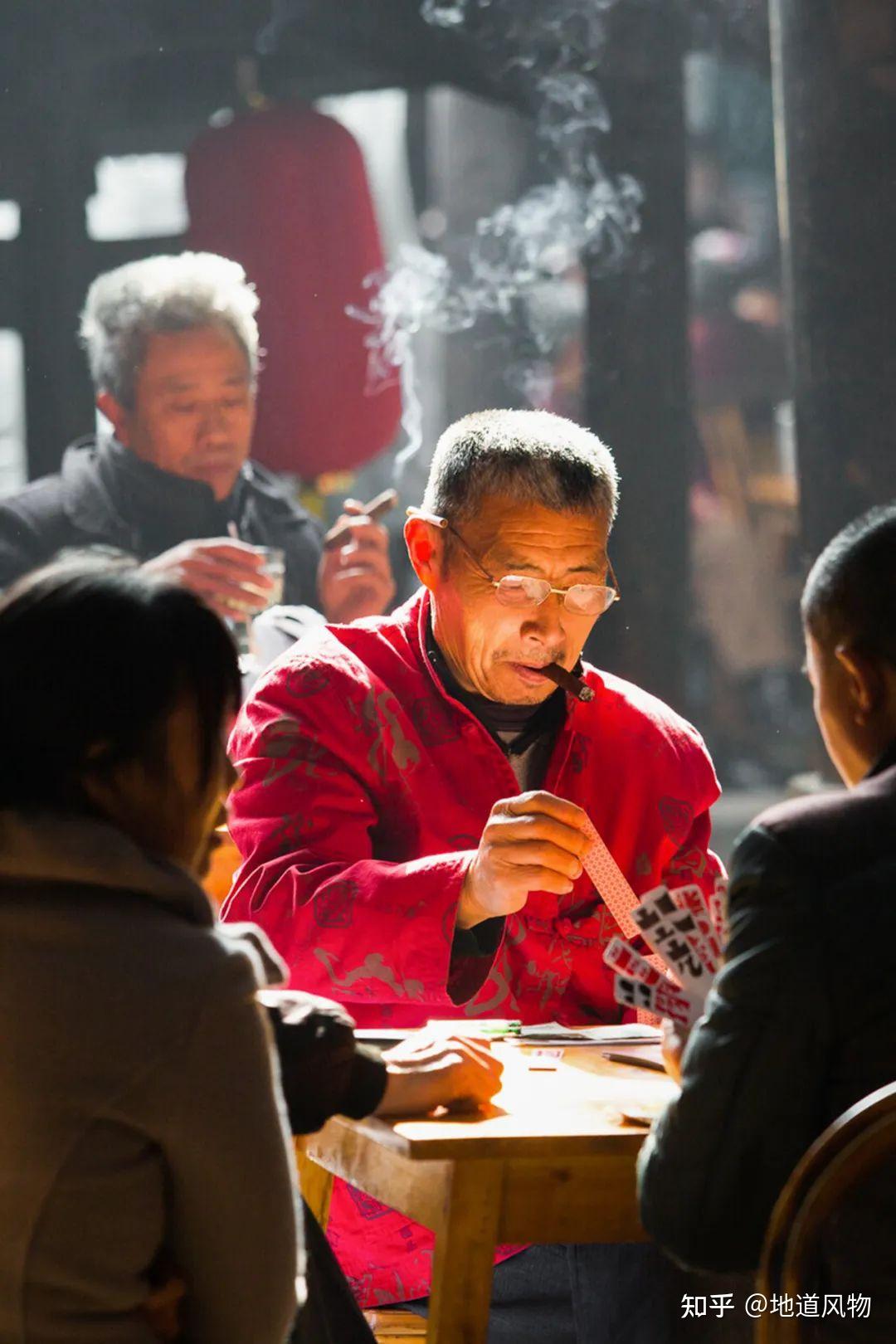 乐山四川人的快乐星球