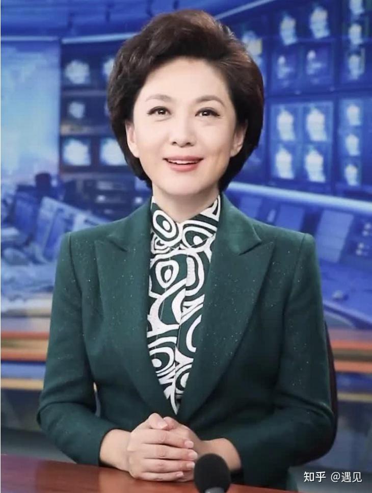 知名主持人海霞:央视工作30年,51岁新添副主任身份 - 知乎