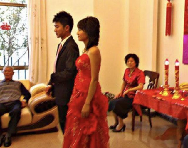 朱丹：离异后嫁给周一围，强忍泪水保住这个温暖的家