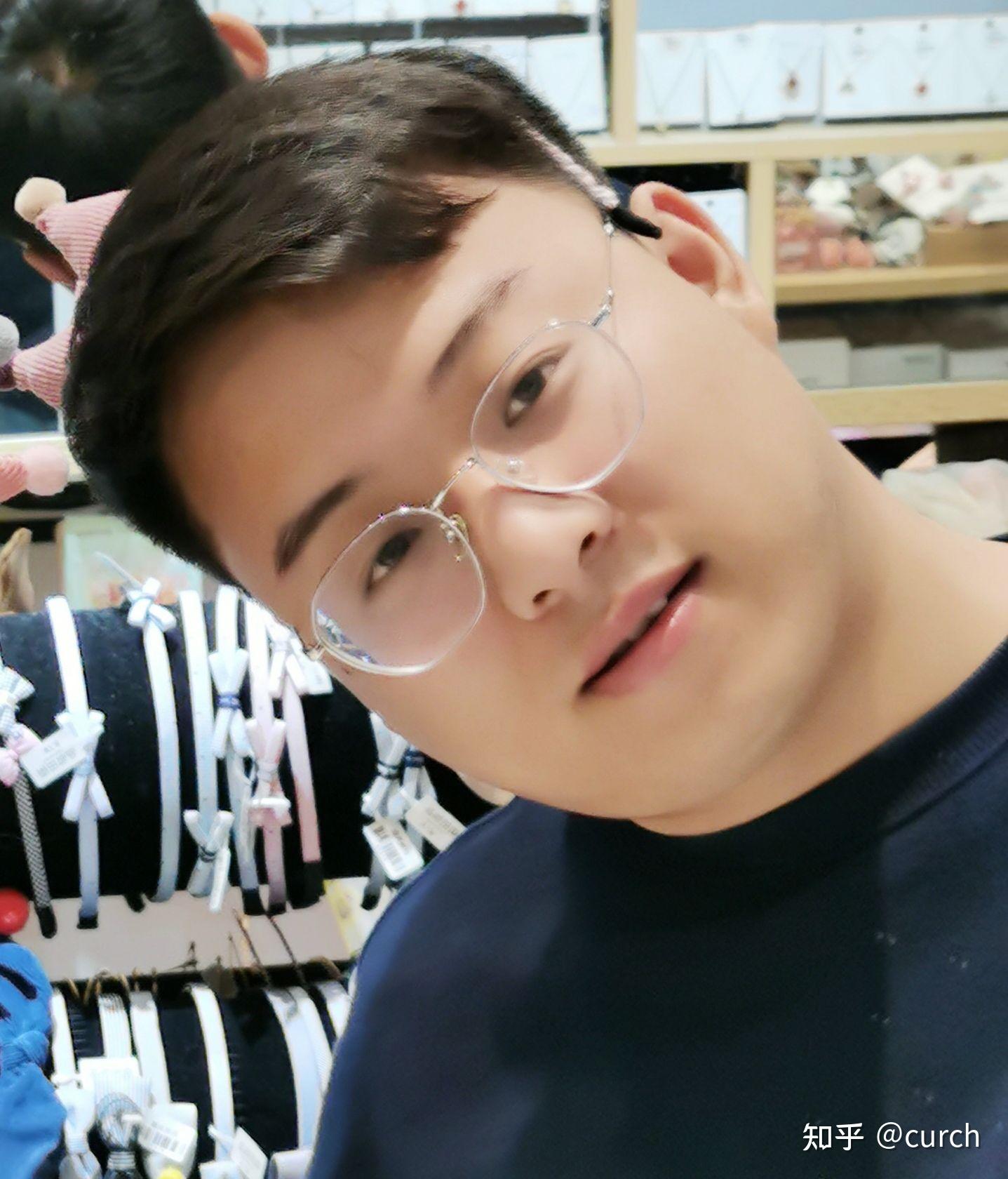 存不存在很胖但是很帅的男生? - 知乎