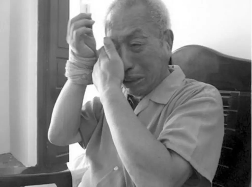 赵作海哭得撕心裂肺