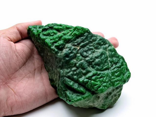 翡翠赌石的玉质和皮壳,其特征是什么? - 知乎