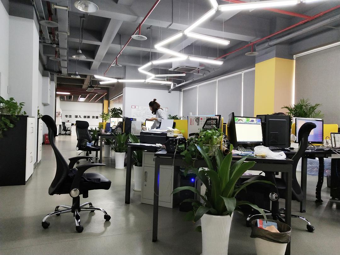 软件开发工作室如何接单 v2-e7dc7367dfce064f72178d27e6cd4679_1440w.jpg?source=172ae18b