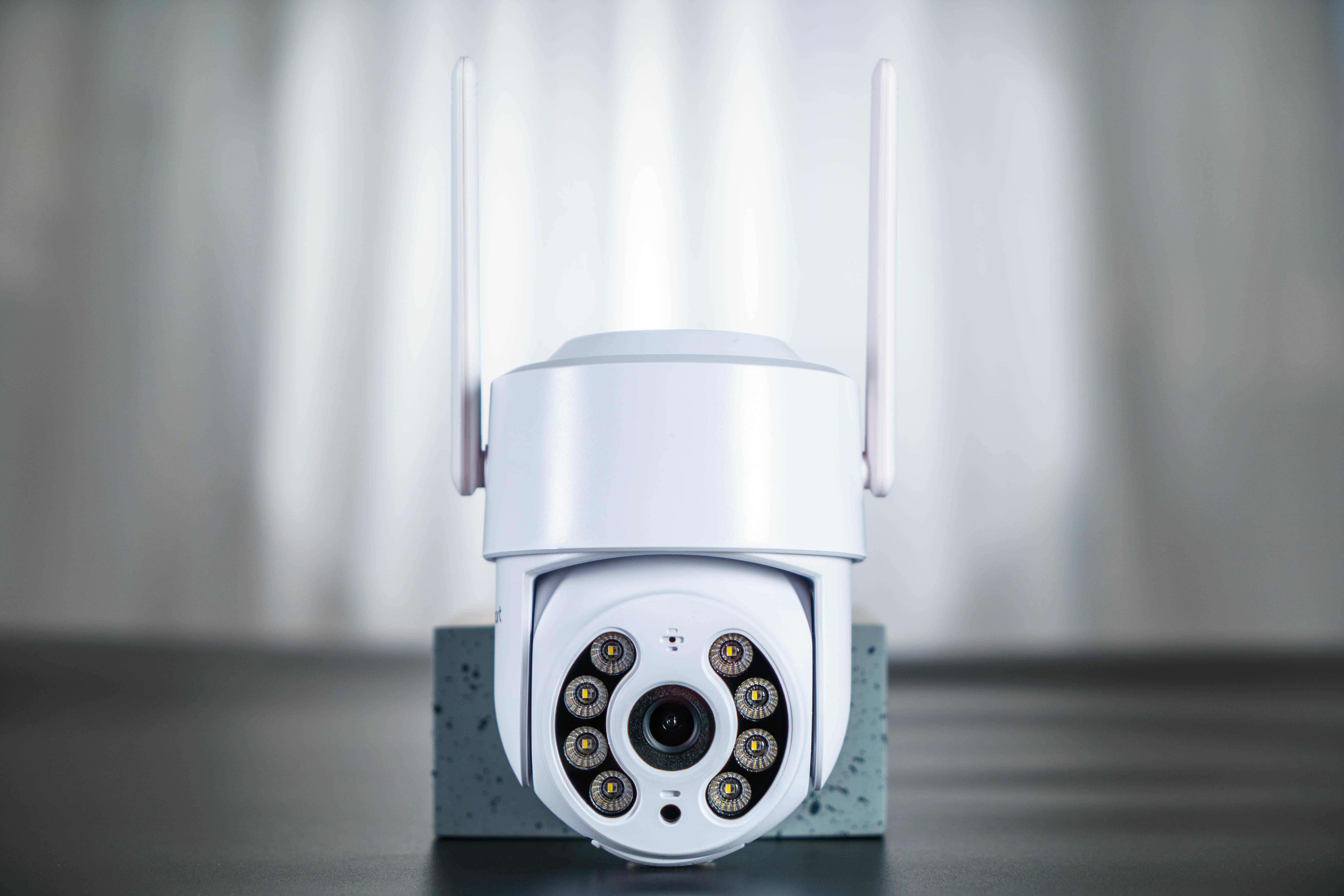 无宽带环境也能远程看护-叮零4g户外云台摄像机评测