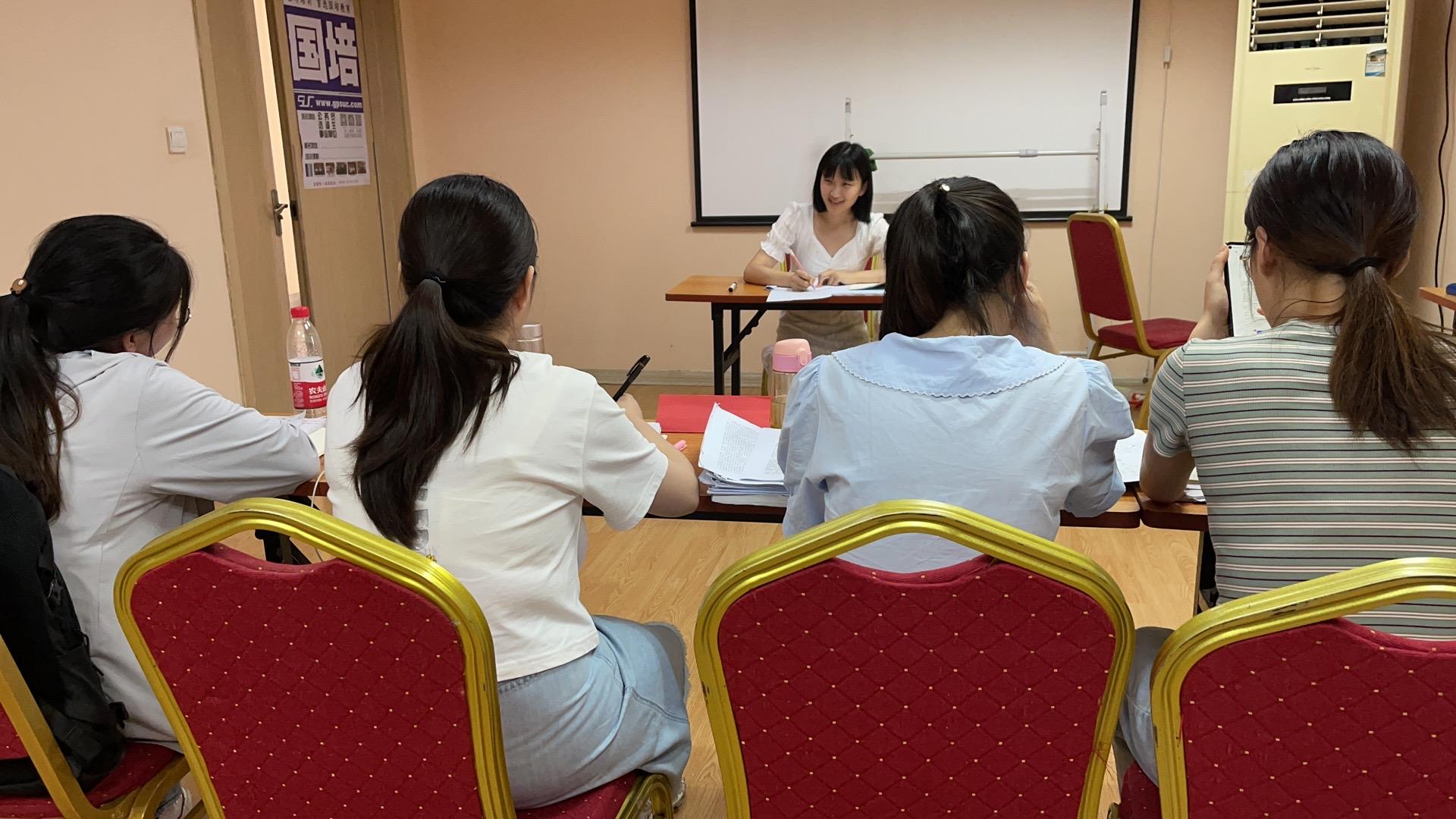 (国培教育)浙江省公务员面试班-2022年杭州公务员面试热点:产业工人空心化 - 知乎
