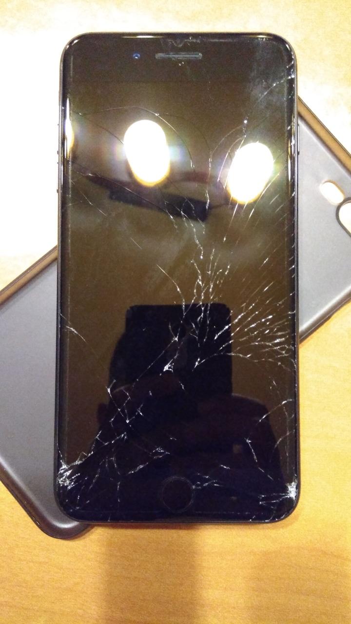 iphone7plus屏幕碎了修在多少钱左右值得修吗有图