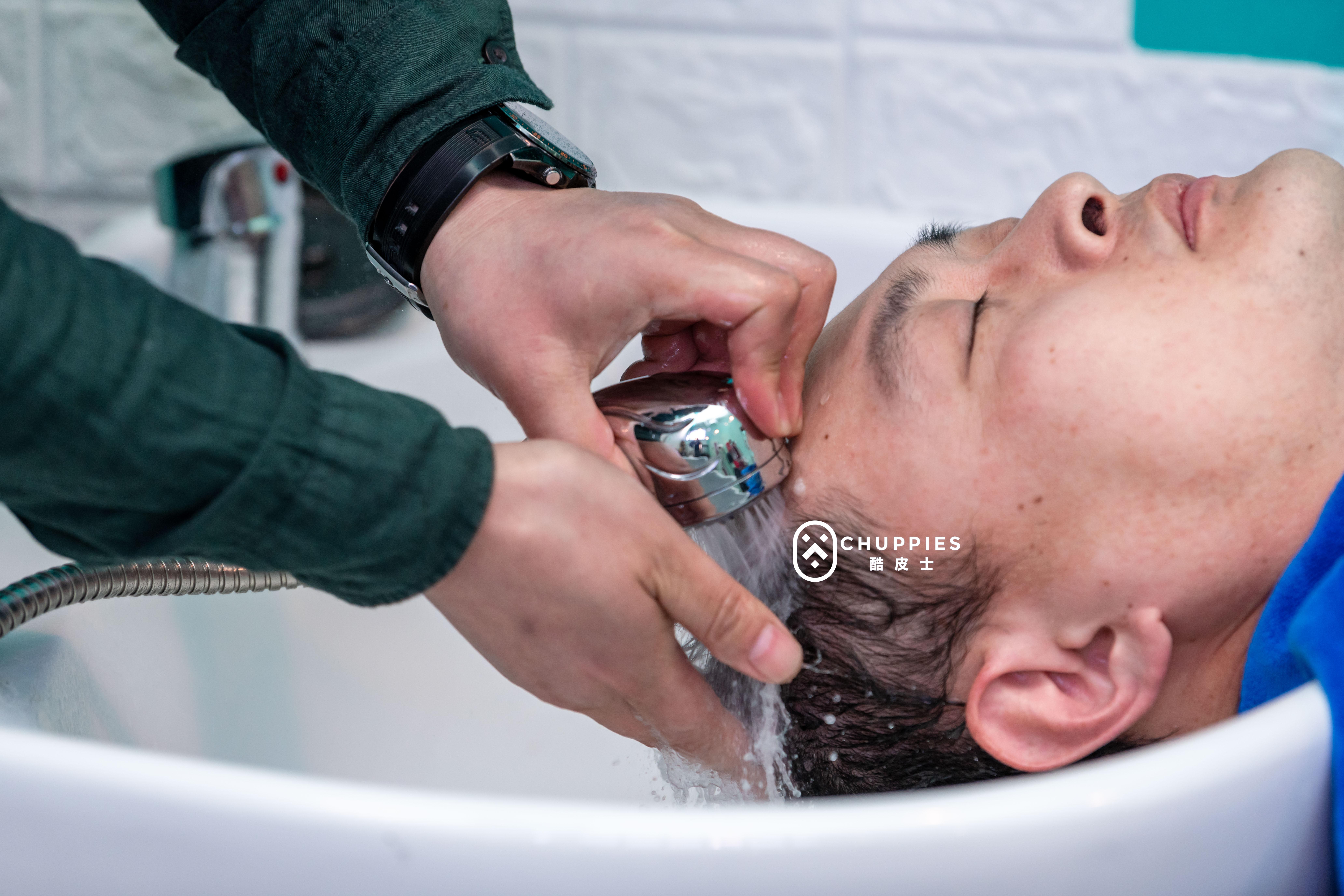 假发的正确保养方法在清洁前还需要这样涨知识了