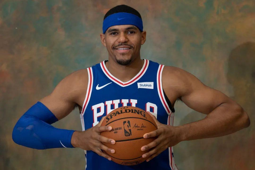 托拜厄斯·哈里斯在停赛期发福了吗?他真的符合顶薪水平吗? - 知乎