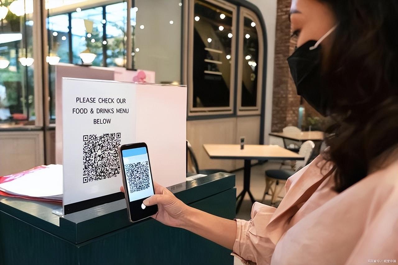 顾客扫码点餐被强制获取个人信息,商家赔5000!