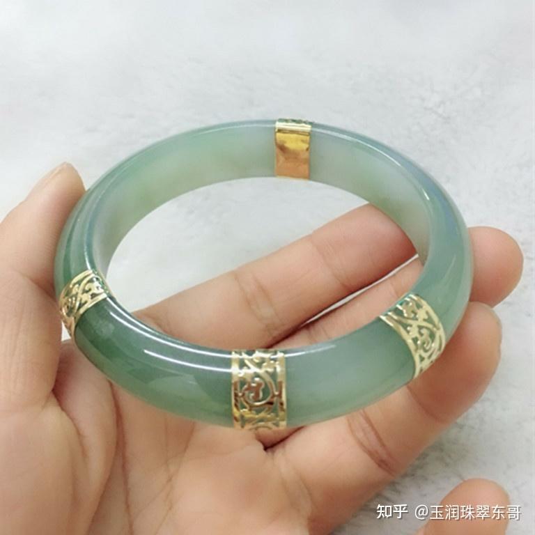 玉手镯断成三节了怎样修复