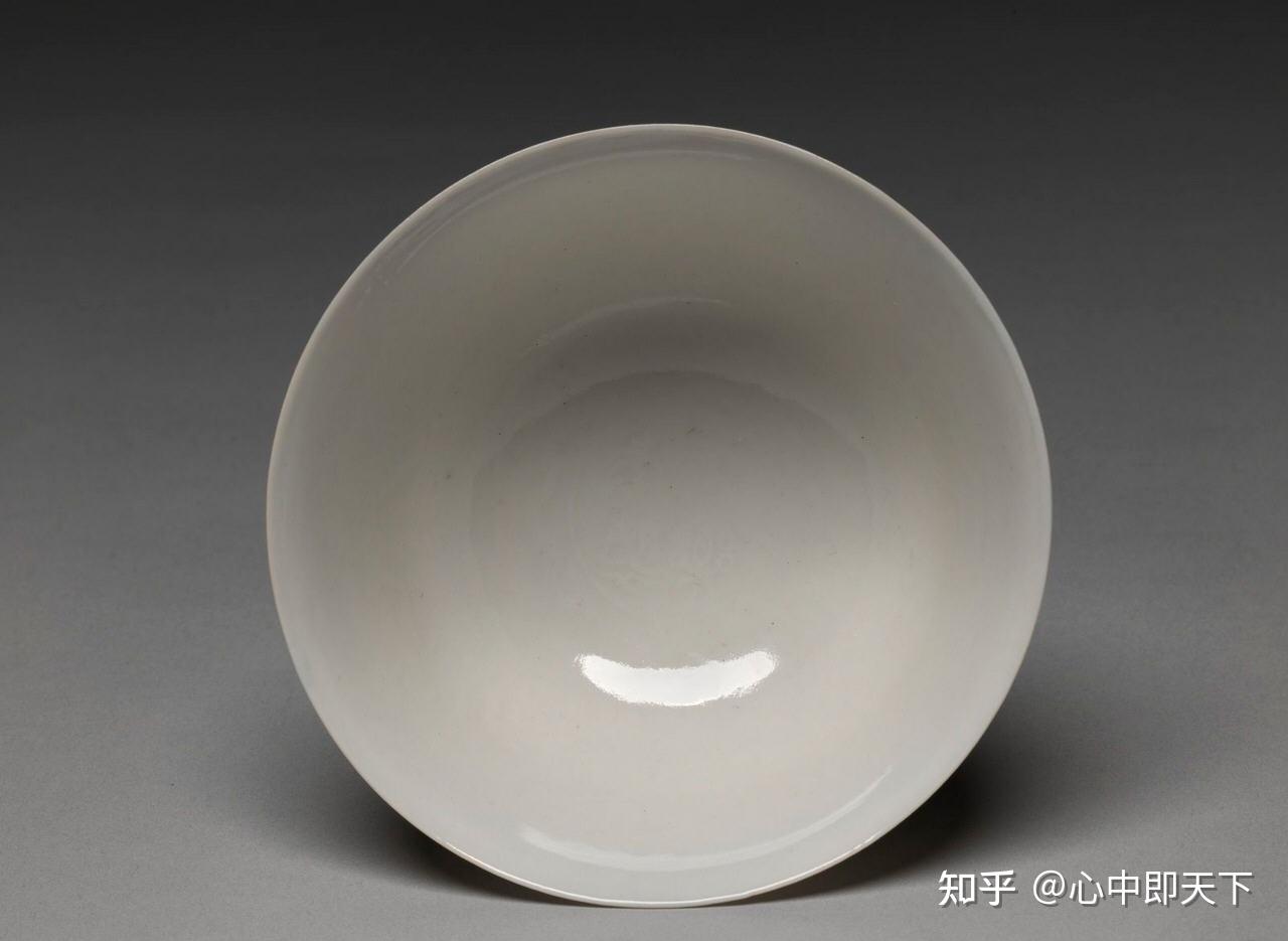 明永乐甜白釉双龙纹高足杯 - 知乎