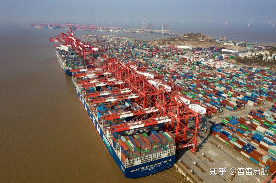 突破4700万标箱上海港集装箱吞吐量连续12年居全球首位