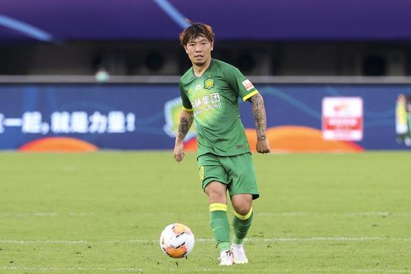 北青张稀哲用助攻证明自己球员关键时刻真的很管用