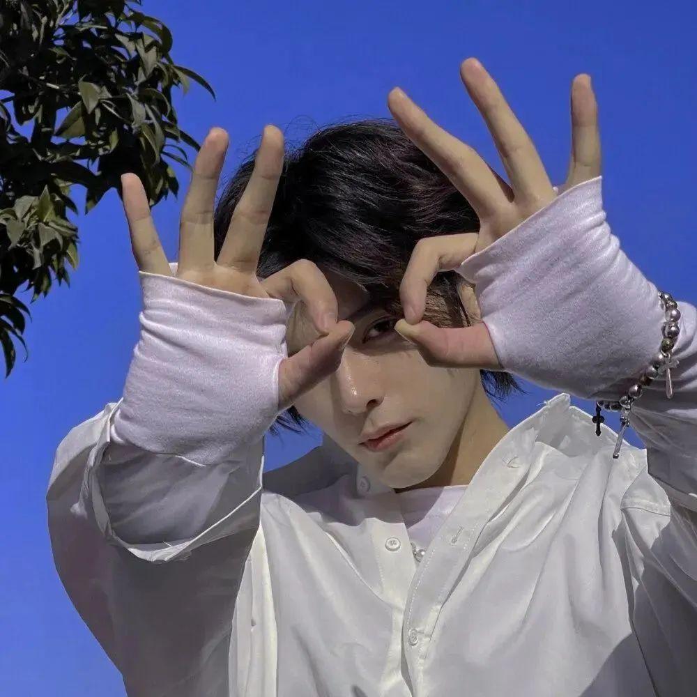 显得逼格很高的头像 - 知乎