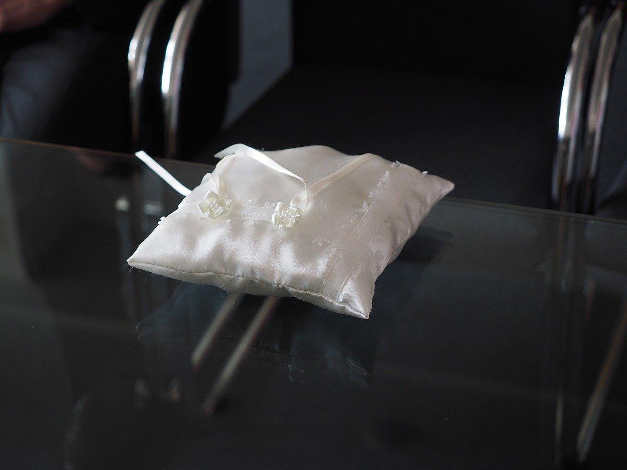 颈椎护枕怎么用