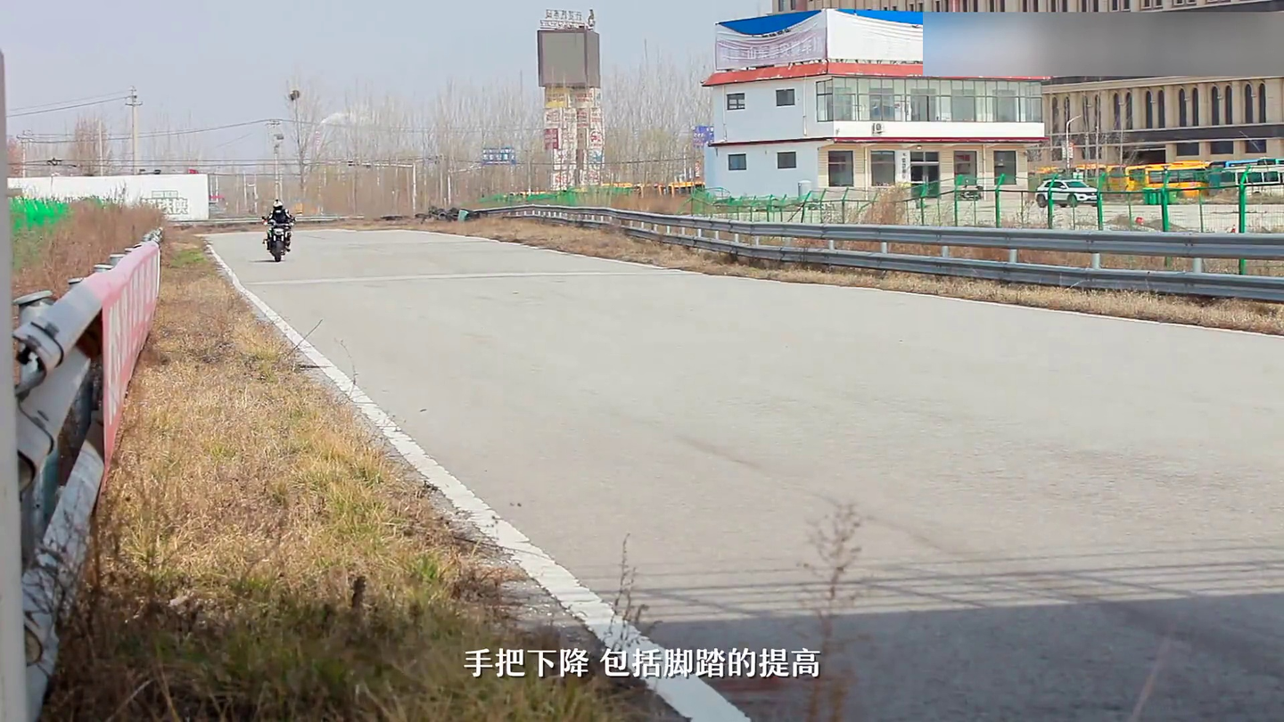 本田 CB650R 赛道测试