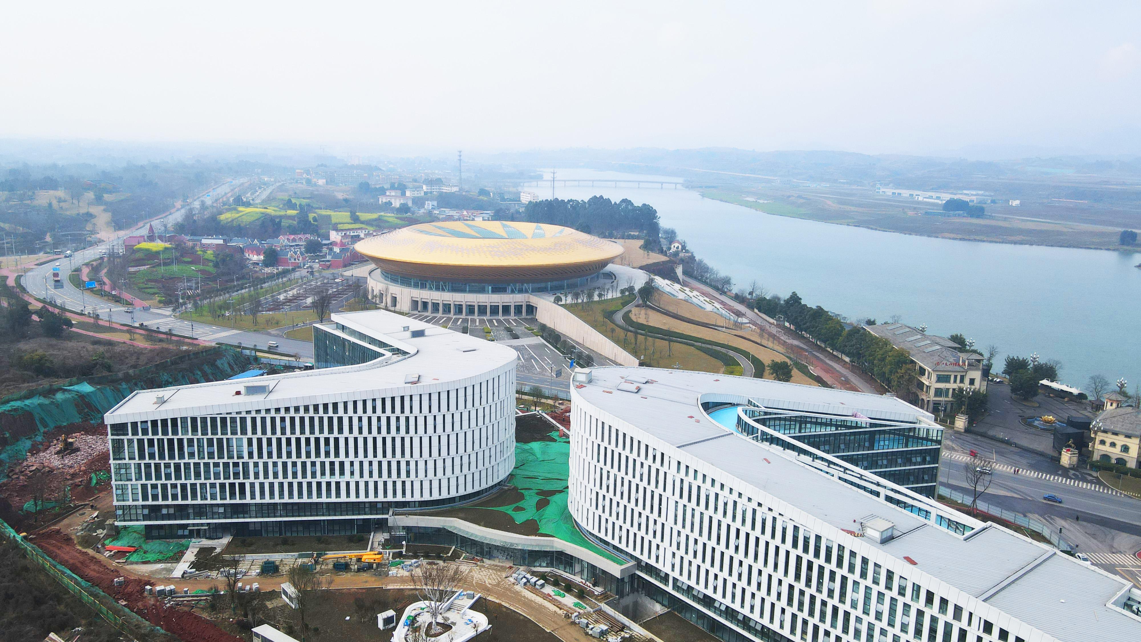 成都淮州新城国际商务中心项目预计3月竣工