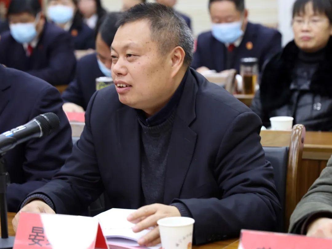 游劝荣院长一行走访了省人大代表,咸宁高新区管委会主任夏福卿,省人大