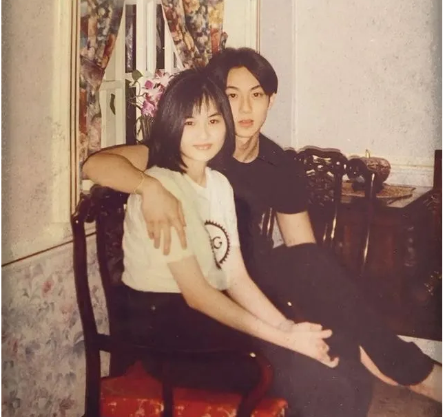 吴姓男明星的隐婚秘史之 谎中谎 知乎