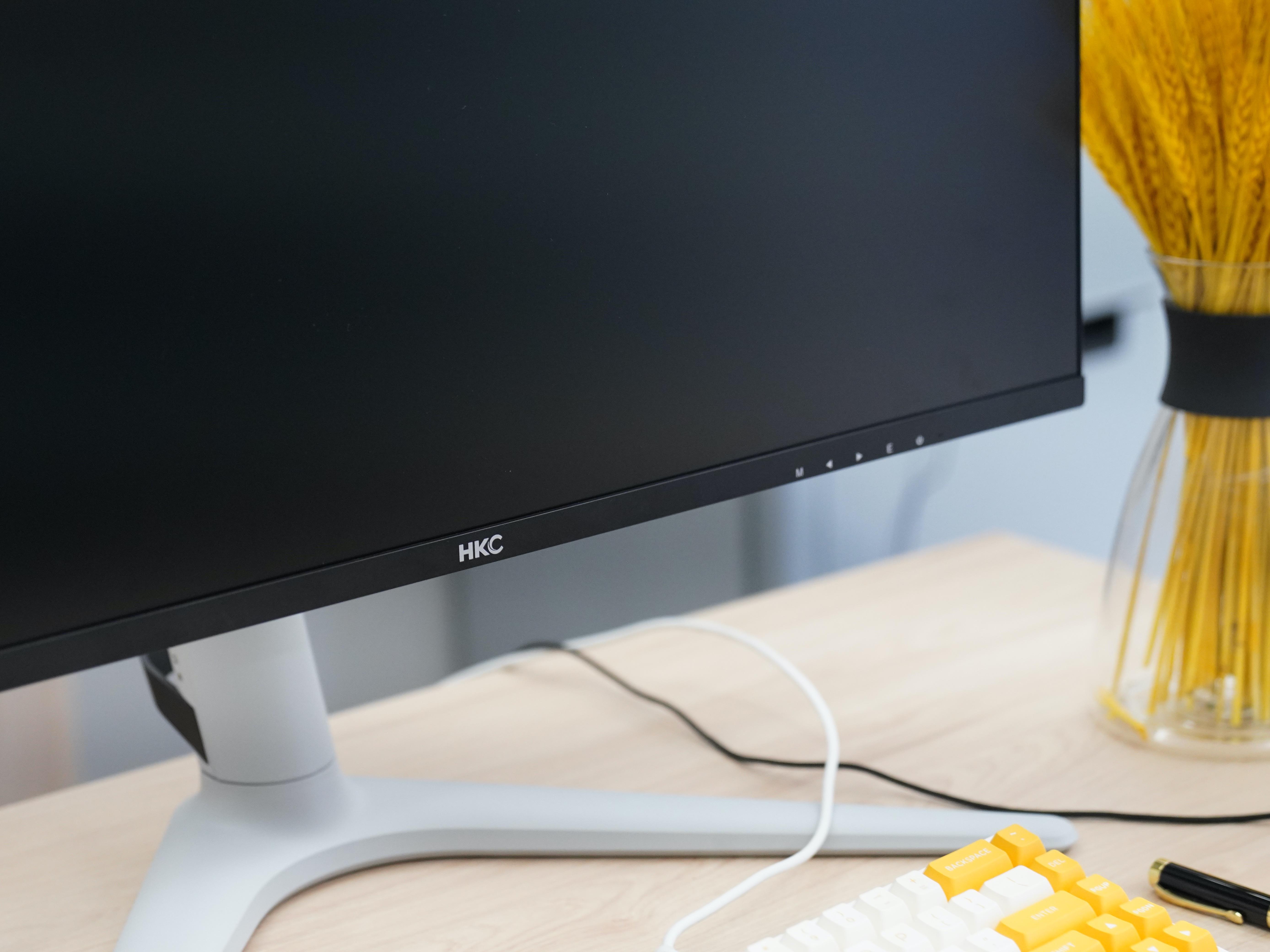 hkc pg271u ,可以闭眼入的 miniled 显示器