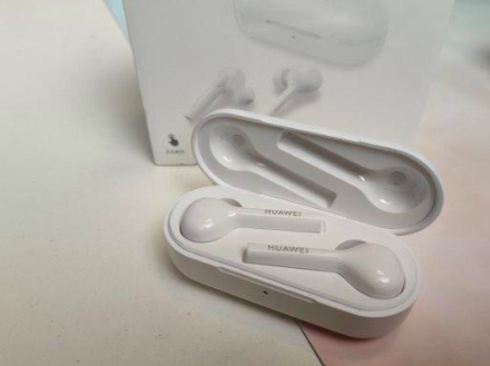 有线耳机音质排行榜2021 v2-e9366e5cca2b6533b95bb1488de9a060_r.jpg