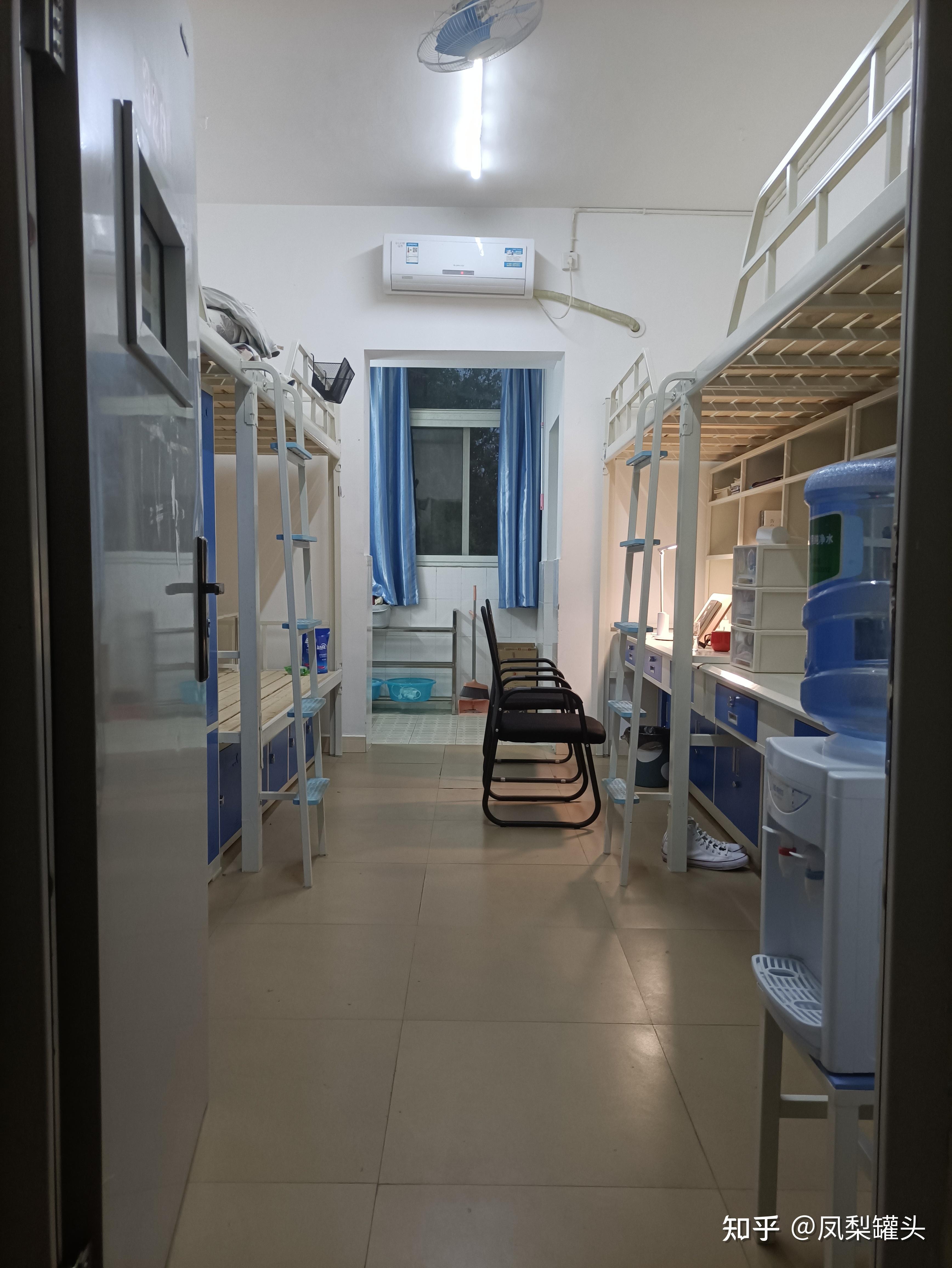 中飞院老区宿舍条件咋样,有图片吗? - 知乎