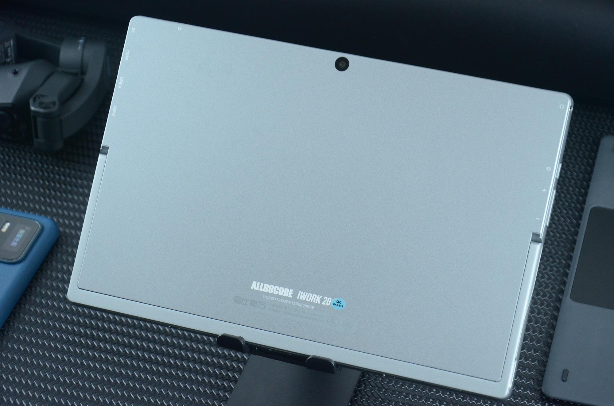 酷比魔方iwork20二合一平板评测千元价格101英寸屏设计