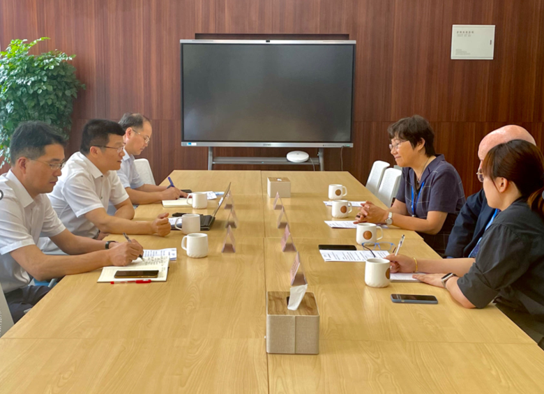 visit-from-education-bureau